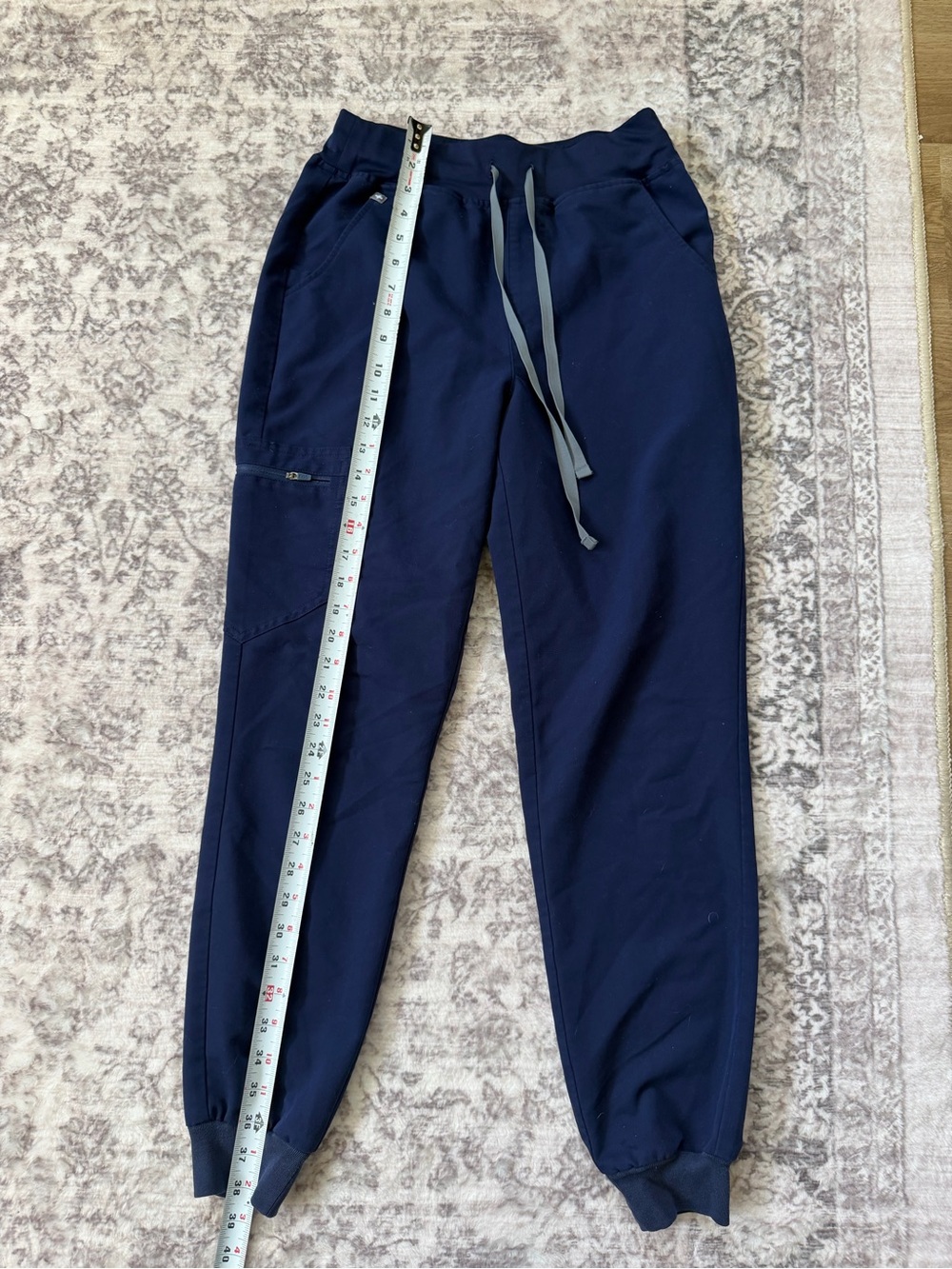 FIGS Small Women’s Navy Drawstring Jogger Scrub Pants